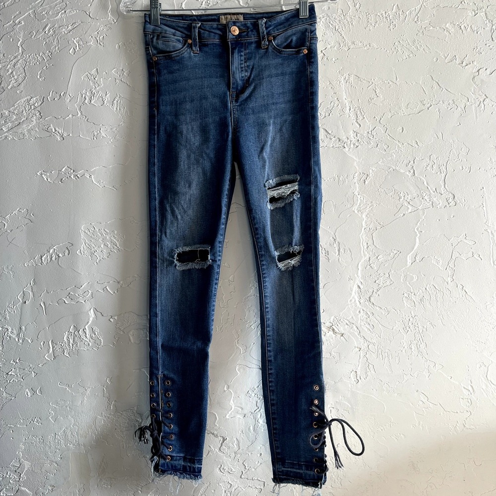Celebrity Pink high rise ankle skinny‎ lace up jeans womens 26 edgy distressed